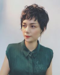 -HANYI韩艺形象店