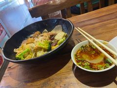 -万记麻辣烫国展总店