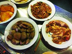 -马路牙子地桌烤肉(工体店)