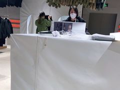 -迪桑特DESCENTE(北京三里屯BLANC店)