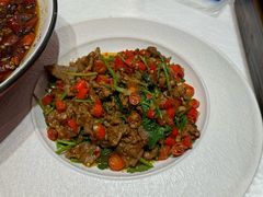 -辣小妮de川菜馆(红旗Mall店)