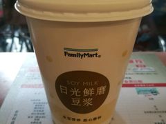 -全家便利店(愚园店)