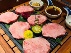 -蟹犇前•帝王蟹雪蟹(陆家嘴店)