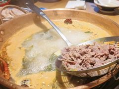 -洱火云南酸菜牛肉火锅(石景山当代商城店)