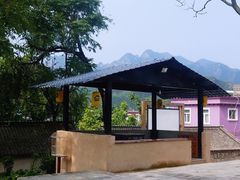 -百里峡七彩艺术小镇