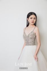 -Lady  Jane高端婚纱礼服馆