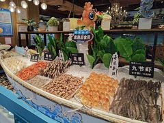 -领鲜活海鲜榴莲自助火锅(东门店)