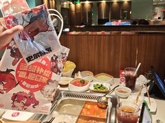 -海底捞火锅鲜切牛肉主题店(长寿路店)