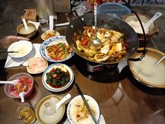 -富正毅三下锅·湘西韵味(天门山索道店)