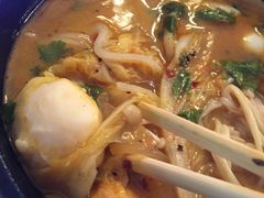 -小蛮椒麻辣烫·麻辣拌(青浦宝龙店)