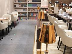 -钟书阁(群光广场店)