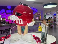 -m豆巧克力世界(上海世茂广场店)