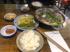 -杨三娘跷脚牛肉(羊子山西路店)