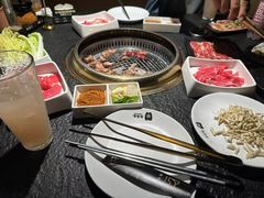 -嘿嘟嘟·肋条烧肉放题(爱融荟城店)