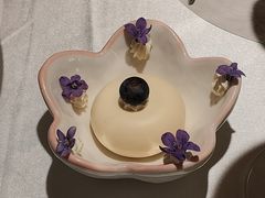 -晶雅花园西餐厅(南京首店)