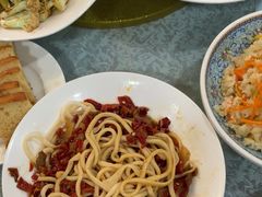 -汗腾格里·风味餐厅(新疆驻京办店)