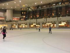 -冰纷万象滑冰场(深圳万象城店)