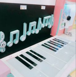 -多多淘儿童体验中心(重庆来福士店)