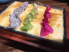 芝士水果玉米-明洞阿姨·韩式酱蟹烤肉·创意料理(三元桥店)