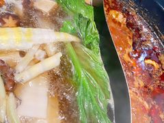 鸳鸯锅-井格重庆火锅(临平银泰城店)
