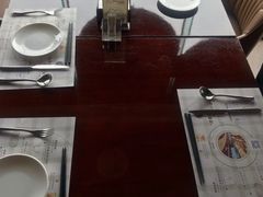 -荣誉国际酒店-云顶旋转餐厅