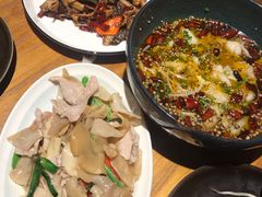 -十三式重庆江湖菜(金茂览秀城店)