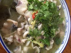 -云河农家乐饭店(福禄缘树山店)