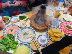 -东镇老火锅(长春路首店)