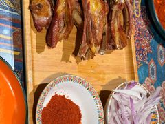 -乡村馕坑肉·烧烤·新疆菜·本地人更爱吃(阿勒泰首店)