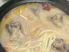 -喃喃椰·糟粕醋·椰子鸡火锅(七堡花园店)