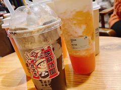 -喜茶(东莞雍华庭店)