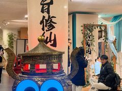 -瑞虹新天地月亮湾