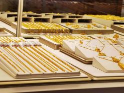 -六福珠寶(苏州人民商场店)