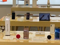 -华为授权体验店(万航渡路)