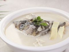 鱼头豆腐汤-御膳堂炖品