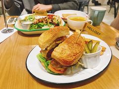 -HELLO 27 意面·沙拉·帕尼尼