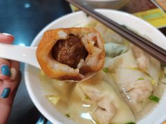 三鲜馄饨-毛华美食(清扬路店)