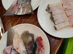 -正能量脆肉鲩火锅