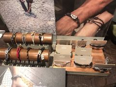 -诚品(信义店)