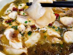 酸菜鱼片-胡子饮食店