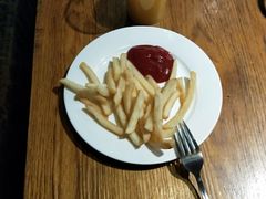 -Geneva日内瓦餐厅(西郊宝成花苑店)