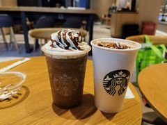 -星巴克臻选(上海中环广场2F店)