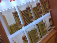 -4iNLOOK美瞳店(中山公园龙之梦店)