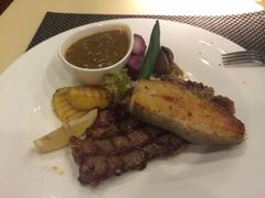 半秋山西餐厅(长虹北路店)-半秋山西餐厅(襄阳万达店)