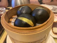竹炭黄金流沙包-添好运点心专门店(百老汇店)