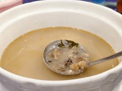 豆腐杂鱼汤-西江河鲜·趣苑酒楼(鼎湖牌坊店)