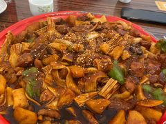 -阿尔库炒鸡·清真(金宇文苑店)