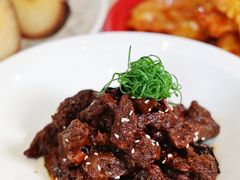 香辣牛肉干-红东阁东北菜烤肉酒馆(CROSS万象汇店)