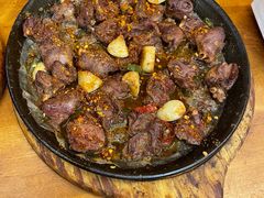 -老东镇啤酒屋海鲜加工·蒸汽海鲜·海鲜烧烤(台东店)