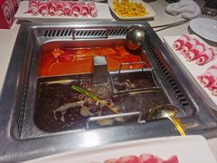 -海底捞火锅鲜切牛肉主题店(长寿路店)
